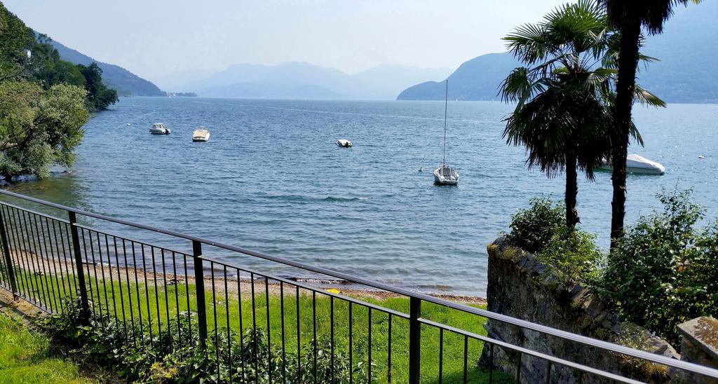 Bella Casa Alla Spiaggia Тронцано-Лаго-Маджоре Экстерьер фото